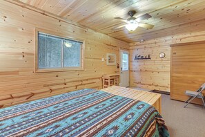 Interior - Woodland Cabin w/ Fishing, ATV & Snowmobile Trails (Solon Springs)