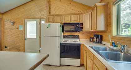 Woodland Cabin w/ Fishing, ATV & Snowmobile Trails