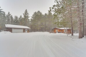 Interior - Woodland Cabin w/ Fishing, ATV & Snowmobile Trails (Solon Springs)