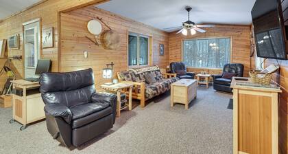 Woodland Cabin w/ Fishing, ATV & Snowmobile Trails
