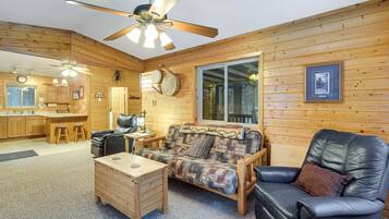 Rumah (2 Bedrooms) | Interior