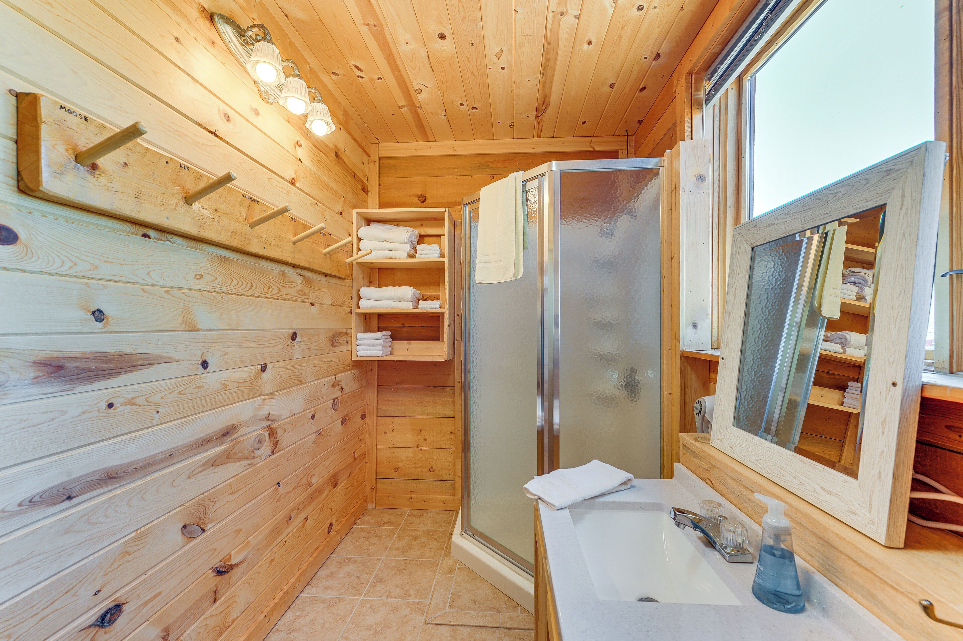 House (1 Bedroom) | Interior