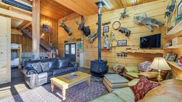 House (1 Bedroom) | Interior