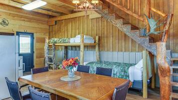 House (1 Bedroom) | Interior