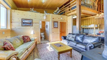 House (1 Bedroom) | Interior