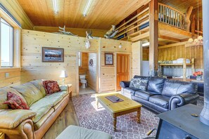 House (1 Bedroom) | Interior