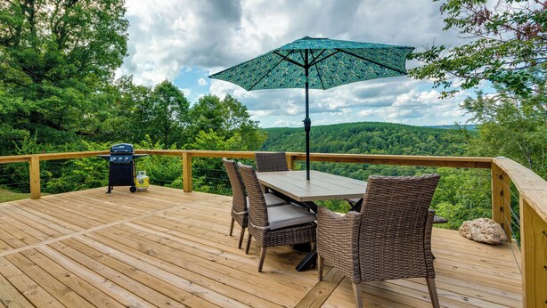 Unclassified image, 1 of 31, button - Searcy Vacation Rental w/ Deck & Water Views! (Searcy)