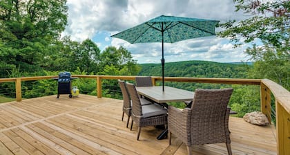 Searcy Vacation Rental w/ Deck & Water Views!