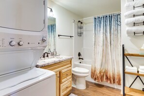 House (1 Bedroom) | Interior