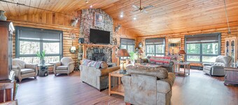 Long Lake Log Cabin: 3 Mi to Town