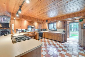 Hús (3 Bedrooms) | Að innan