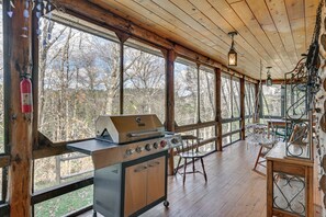 House (3 Bedrooms) | Interior - Long Lake Autumn Escape: Sip, Paddle & Peep Leaves (Long Lake)