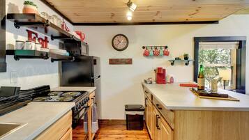 House (0 Bedroom) | Interior