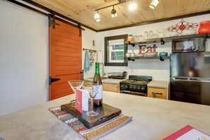 House (0 Bedroom) | Interior