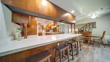 Rumah (4 Bedrooms) | Interior