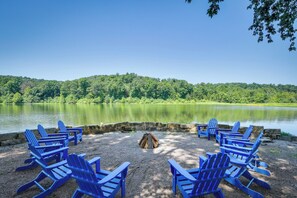 House (Multiple Bedrooms) | Interior - Missouri Castle w/ Private Lake, Pool & 100 Acres! (St Mary)