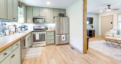 Pet-friendly Alabama Retreat w/ Deck & Patio!