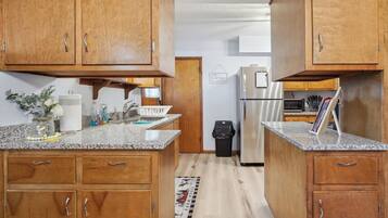 Rumah (2 Bedrooms) | Interior