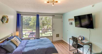 Lake Marion Gem: Communal Outdoor Space w/ Views!