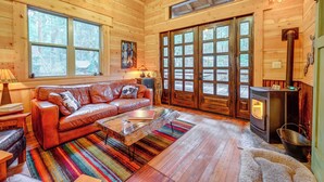 บ้านพัก (2 Bedrooms) | ภายใน