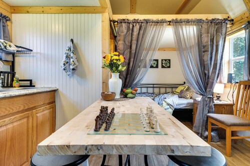 Charming Oklahoma Retreat w/ Grill - Pets Welcome!