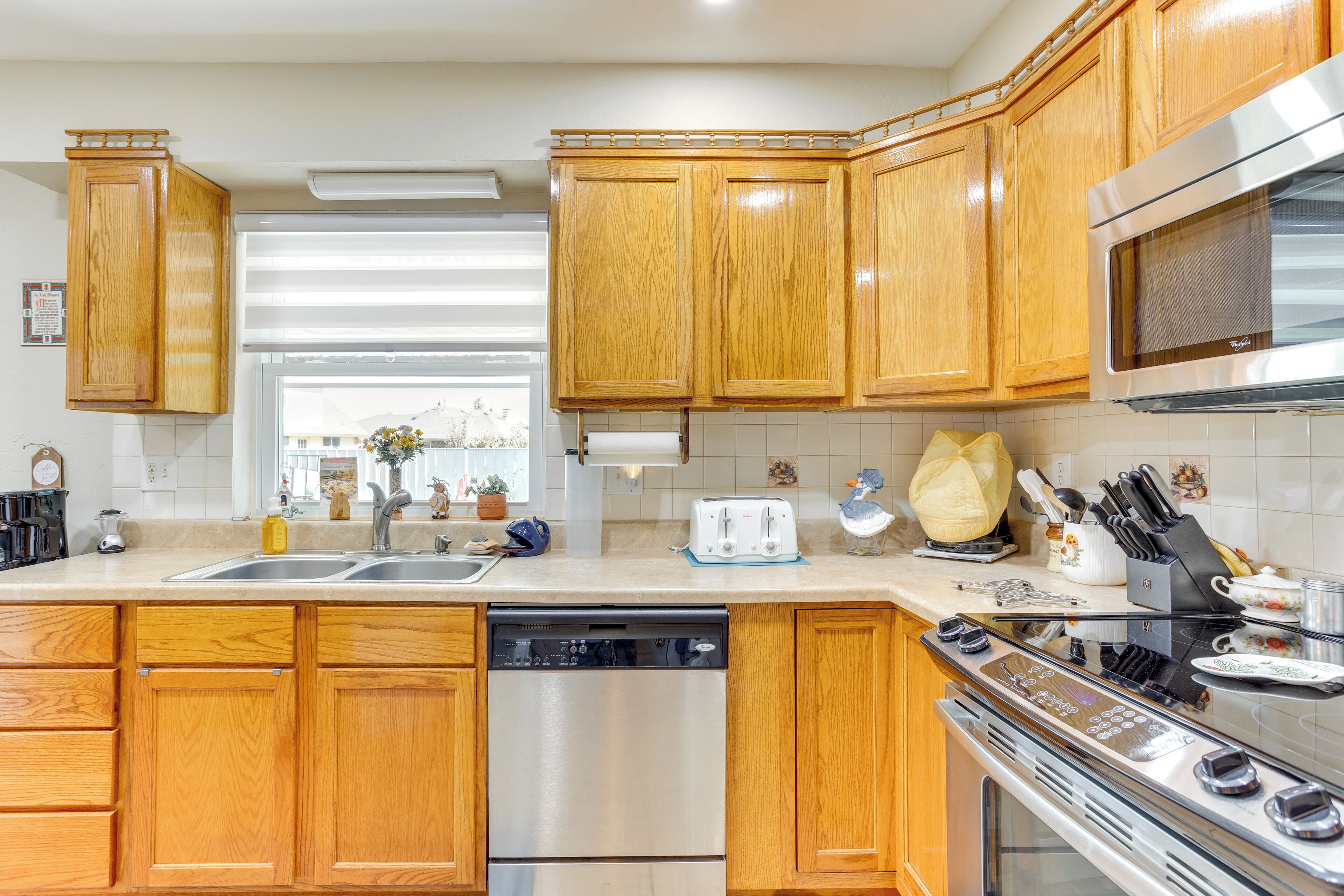 House (2 Bedrooms) | Interior