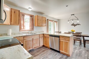 House (3 Bedrooms) | Interior - Wooded Hancock Home Near Ski & Snowmobile Trails! (Hancock)