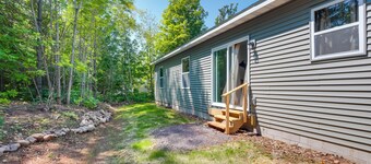 Wooded Hancock Home Near Ski & Snowmobile Trails!