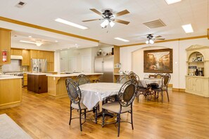House (1 Bedroom) | Interior - Spacious Hildale House w/ Large Deck! (Hildale)
