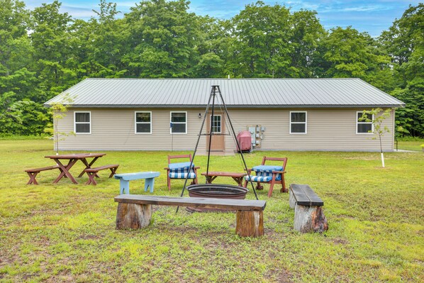 House (6 Bedrooms) | Front of property - Toivola Home w/ Fire Pit: 8 Mi to Lake Superior! (Toivola)