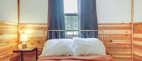 House (6 Bedrooms) | Interior