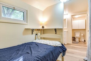 Cottage (2 Bedrooms) | Interior