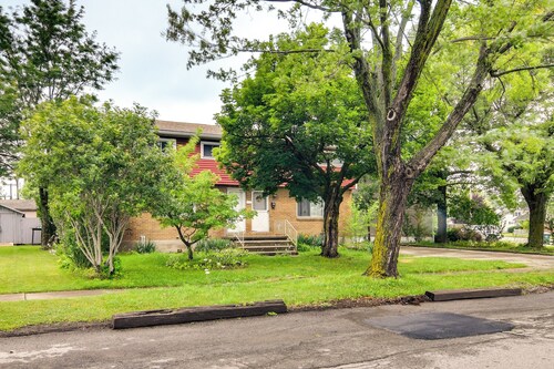 Depew Vacation Rental ~ 10 Mi to Buffalo!