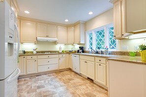 Cottage (3 Bedrooms) | Interior