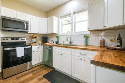 Dog-friendly Jackson Home Near Downtown Hub!