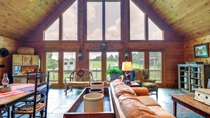 House (1 Bedroom) | Interior - 12 Mi to Staunton River: Nathalie Cabin w/ Deck (Nathalie)