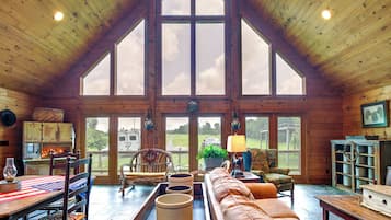 House (1 Bedroom) | Interior