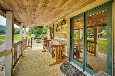 塞尼卡岩石歷史小屋度假村