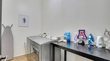 Casa (4 Bedrooms) | Parte interna