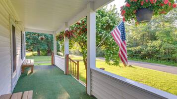 ุงูู
ูุดุฃุฉ ู
ู ุงูุฏุงุฎู