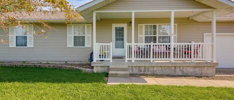 House (3 Bedrooms) | Front of property