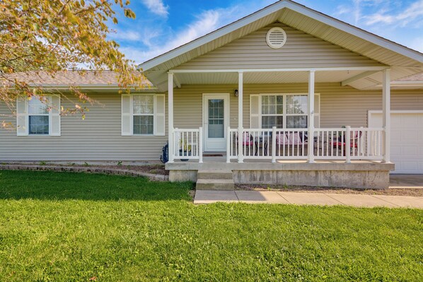 House (3 Bedrooms) | Front of property