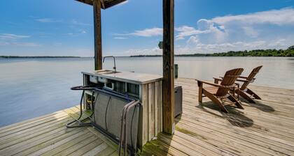 East Palatka Home on St Johns River w/ Boat Dock!