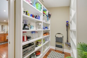 Casa (2 Bedrooms) | Interior