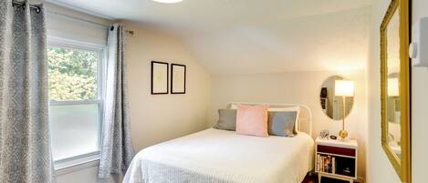 Apartment (1 Bedroom) | Interior