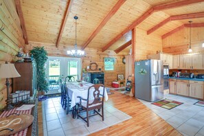 House (3 Bedrooms) | Interior - Serene Valley Bend Cabin Rental: 7 Private Acres! (Beverly)