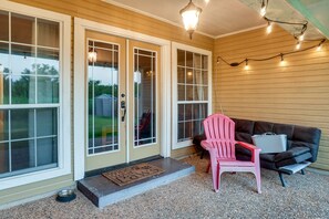 Exterior detail - Pet-friendly Bossier City Home Rental: Fenced Yard (Bossier City)