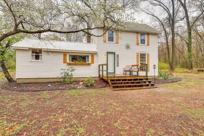 House (Multiple Bedrooms) | Interior - Waterfront Millington Vacation Rental w/ Hot Tub! (Millington)