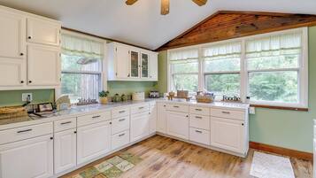 House (Multiple Bedrooms) | Interior