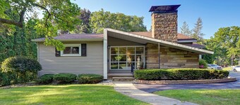 Pet-friendly Michigan Escape w/ Patio & Gas Grill!